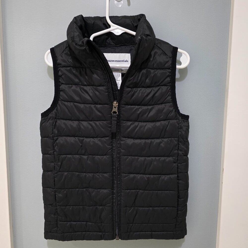 Amazon Essentials Kids Black Puffer Vest Size 4/5